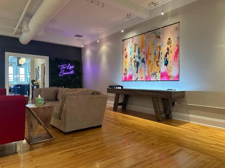 The Historic Lyric Penthouse With Private Rooftop Cincinnati Exteriör bild