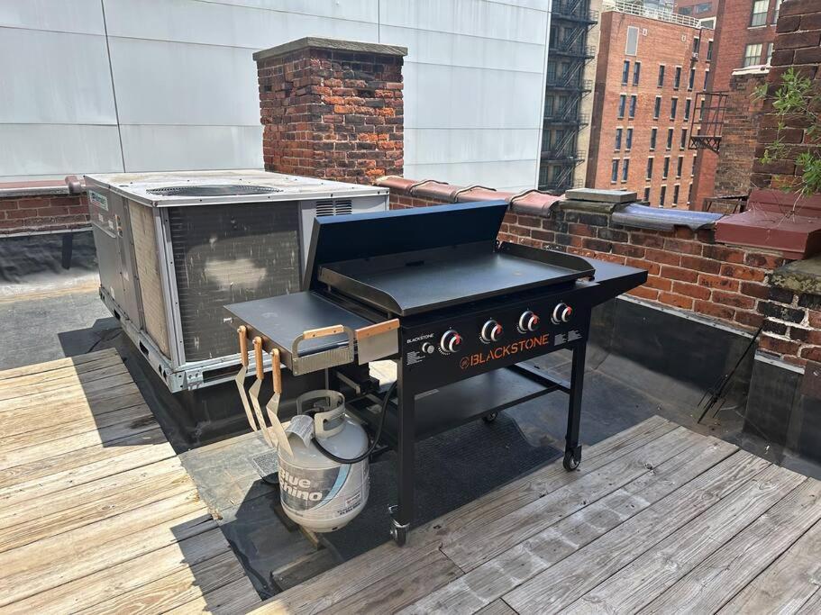 The Historic Lyric Penthouse With Private Rooftop Cincinnati Exteriör bild