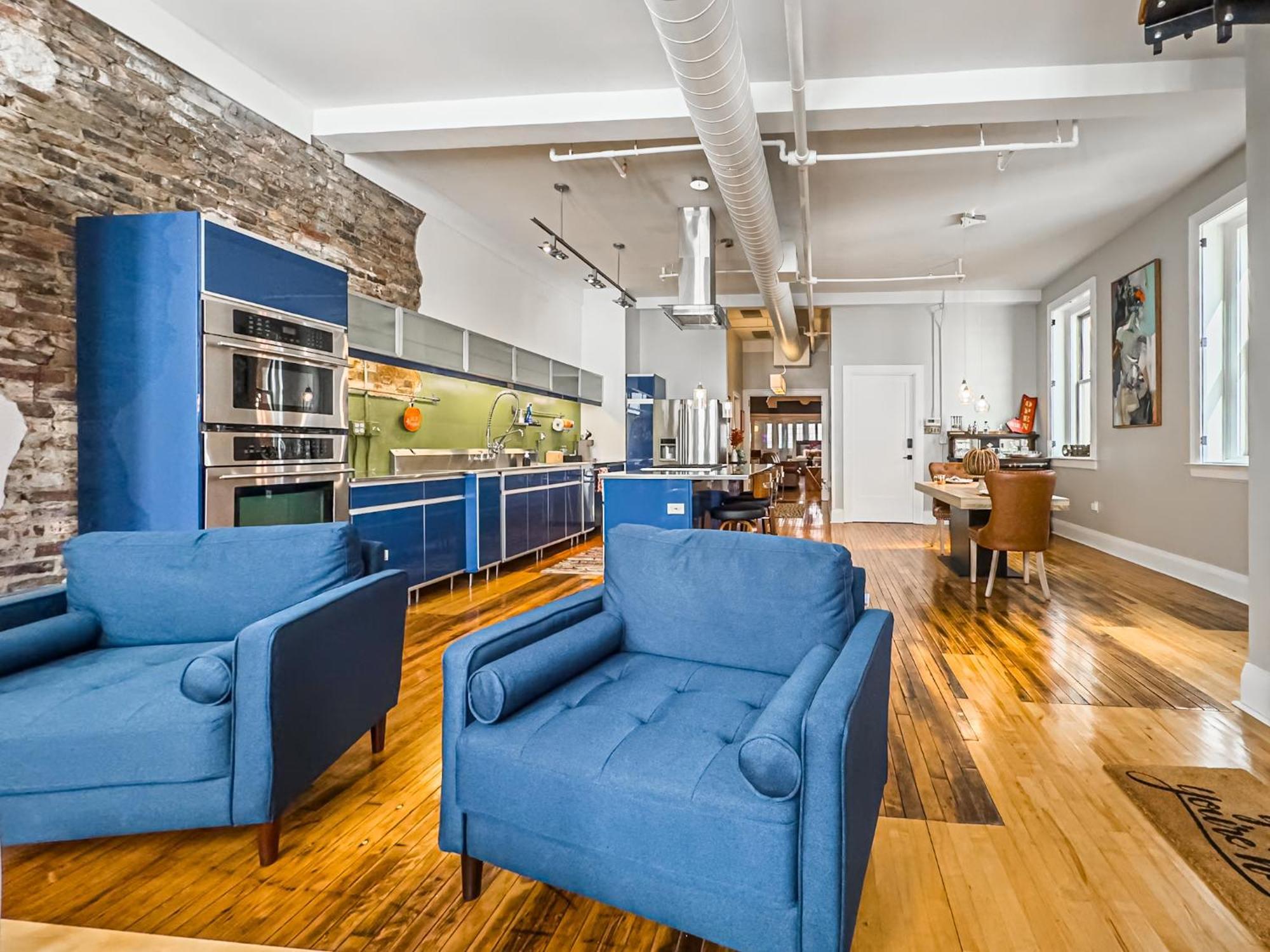 The Historic Lyric Penthouse With Private Rooftop Cincinnati Exteriör bild