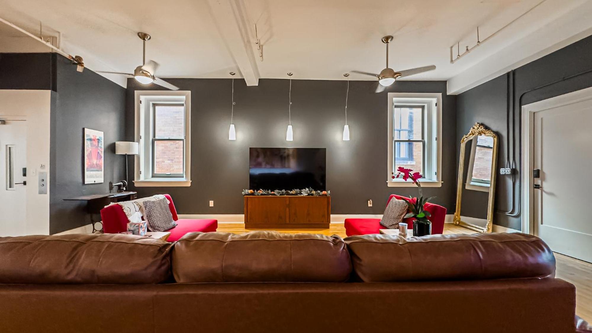 The Historic Lyric Penthouse With Private Rooftop Cincinnati Exteriör bild